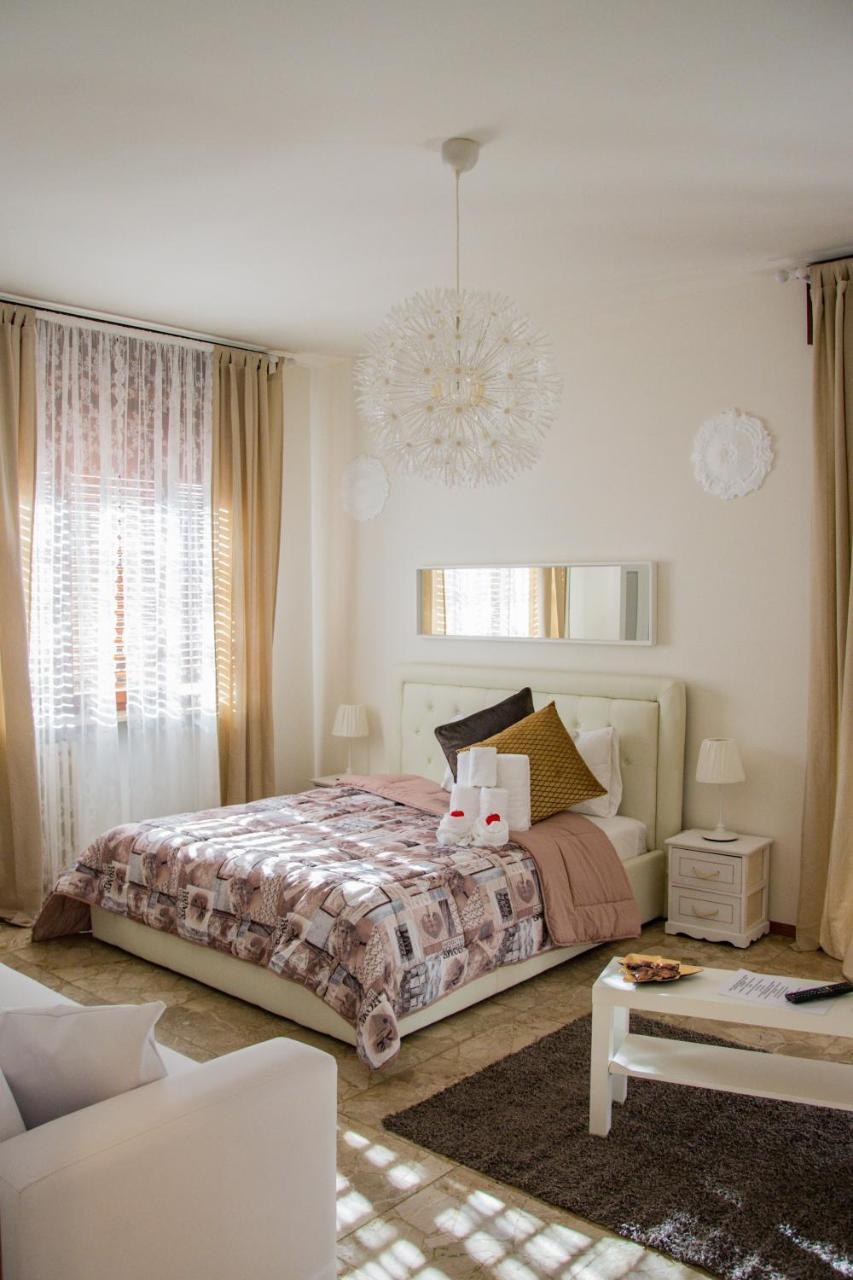 Guest House Piazza Isolo Verona Buitenkant foto